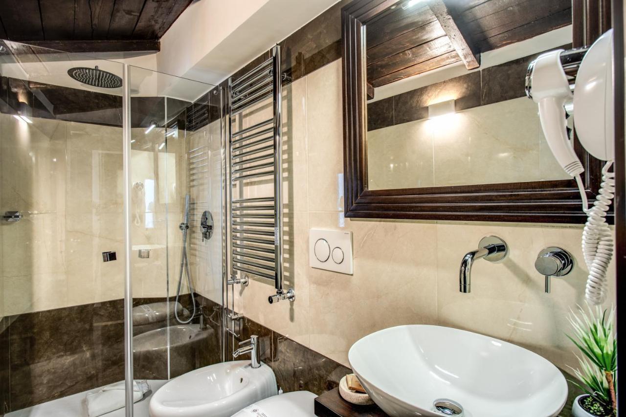 Boutique Relais Barozzi & Casa de hóspedes Roma